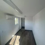 CONTENEUR-MARITIME-TRANSFORME-EN-BUREAU-DE-20-PIEDS5