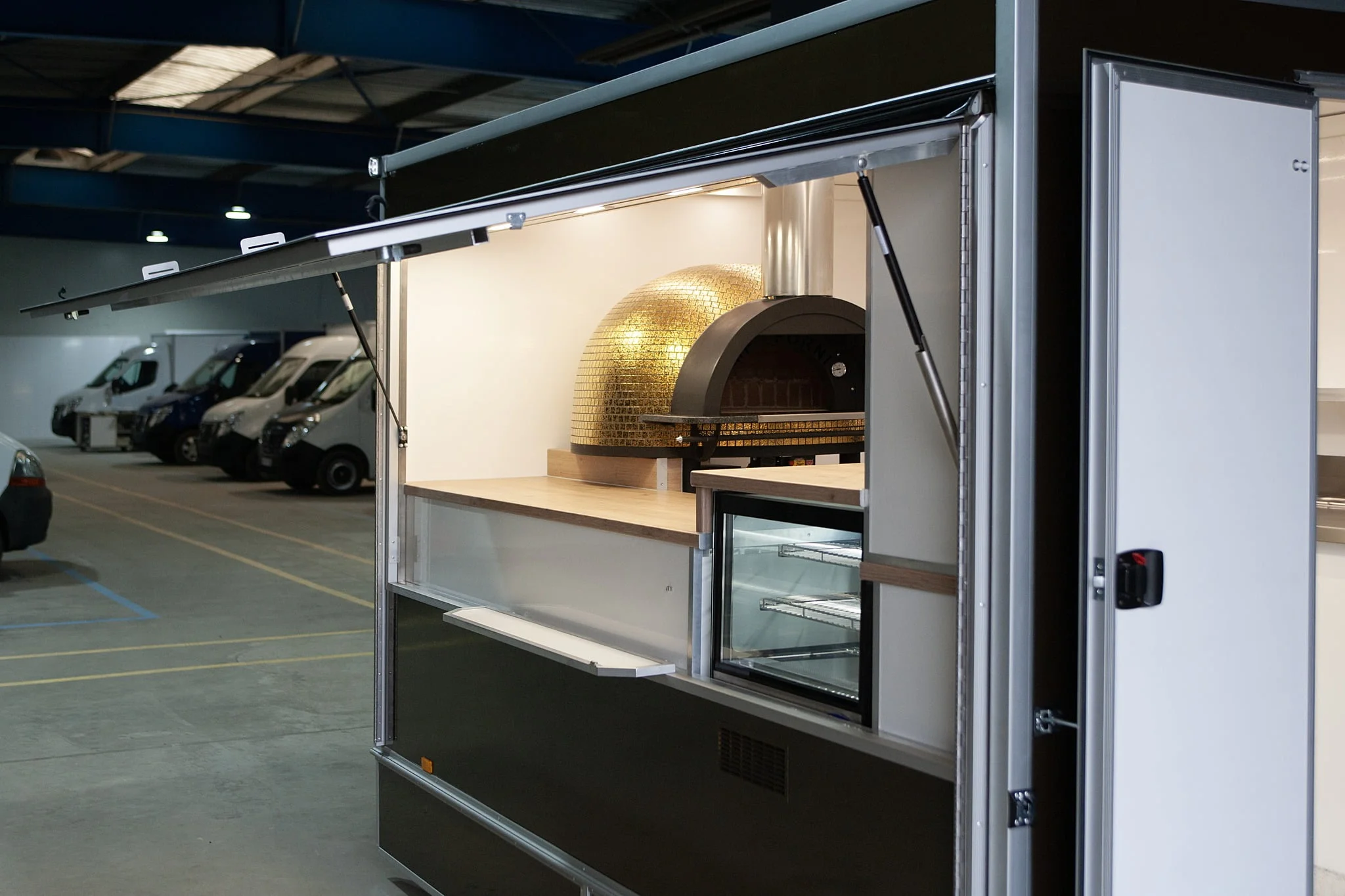 EARL PIZZA 12 EARL PIZZA 12