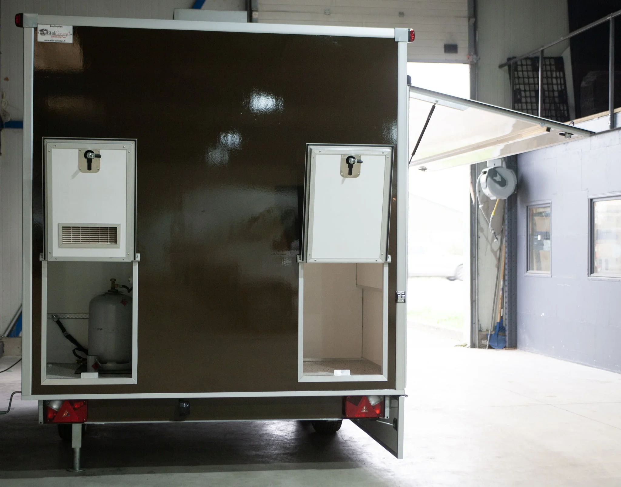 EARL PIZZA 14 EARL PIZZA 14