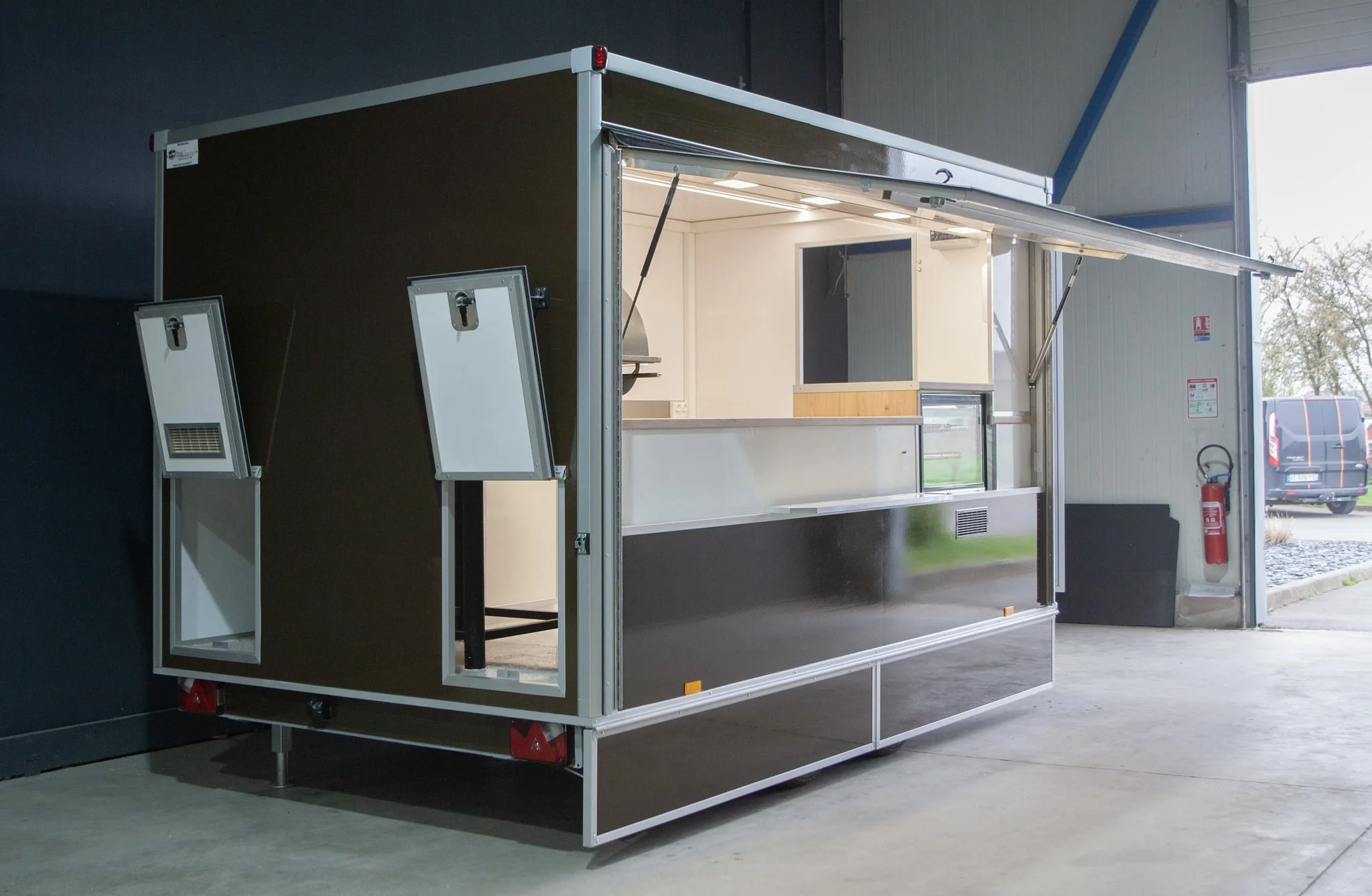 EARL PIZZA 16 EARL PIZZA 16