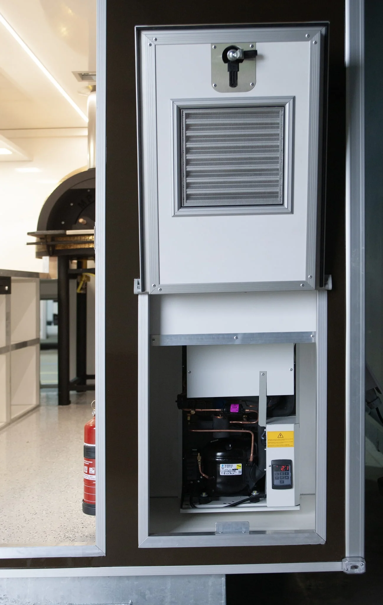 EARL PIZZA 20 EARL PIZZA 20