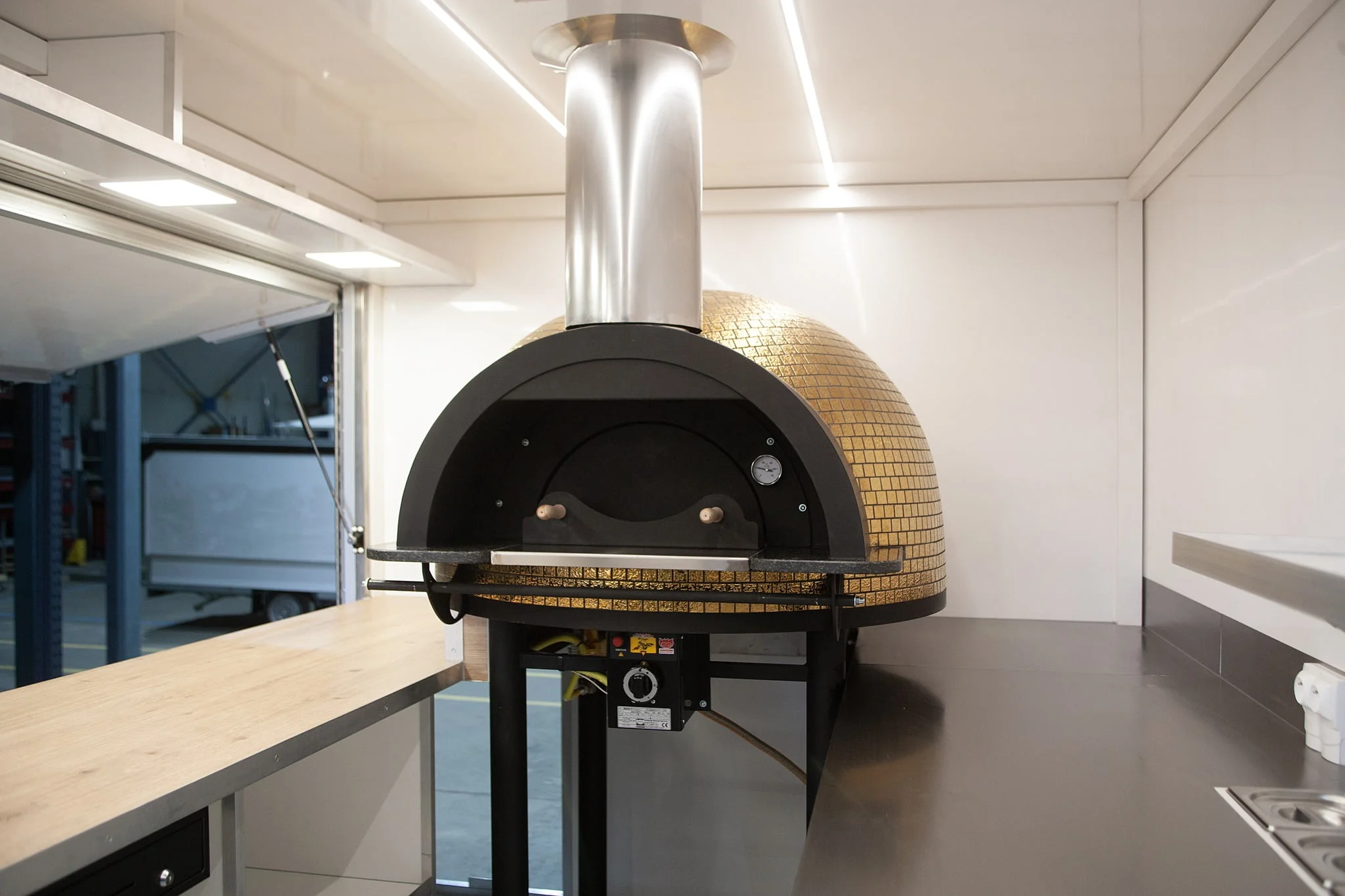 EARL PIZZA 22 EARL PIZZA 22