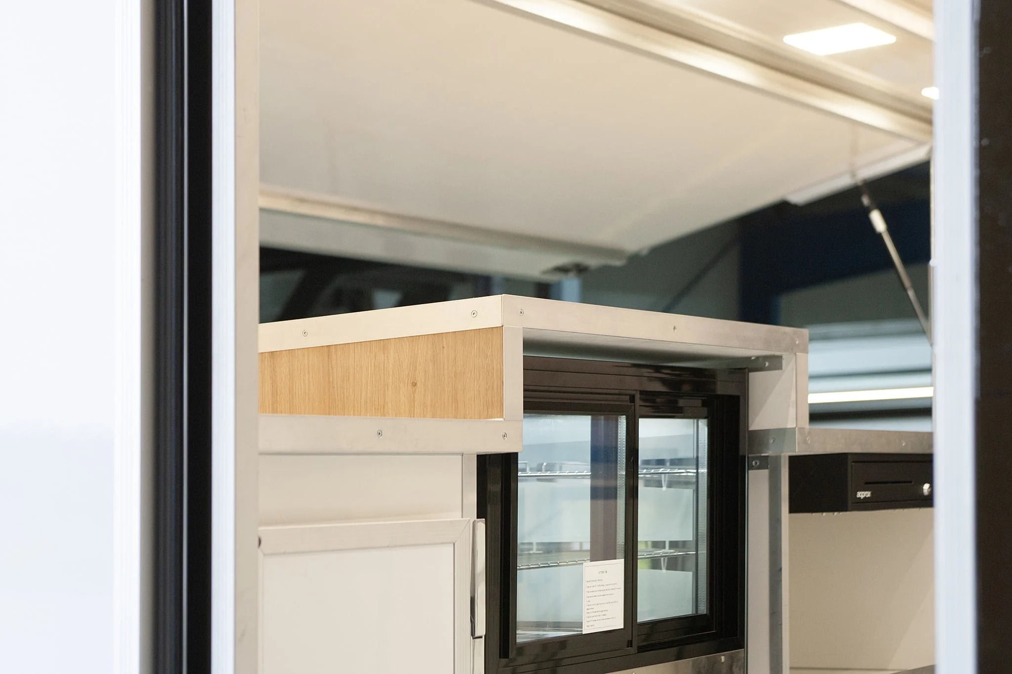 EARL PIZZA 26 EARL PIZZA 26