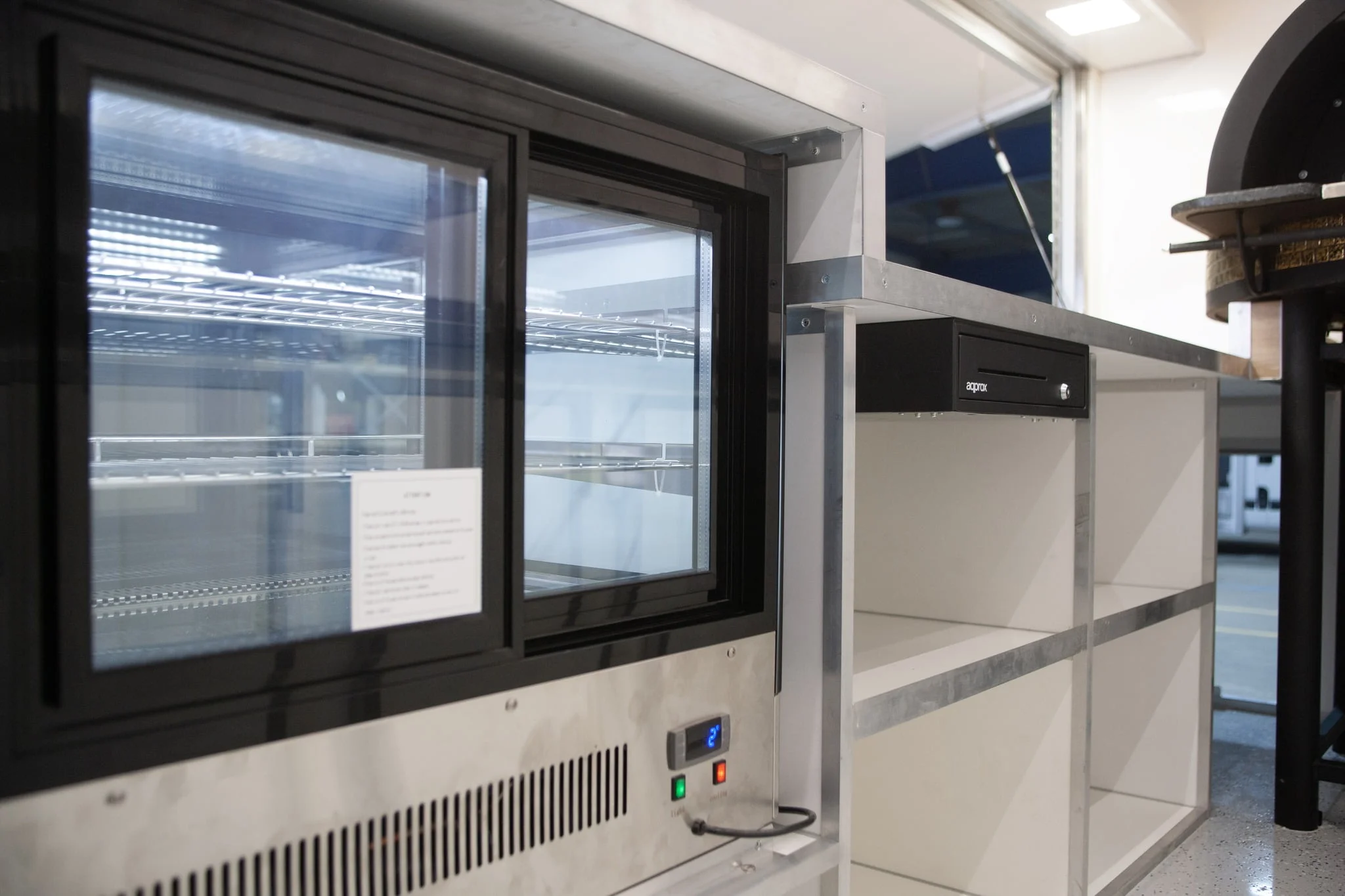 EARL PIZZA 4 EARL PIZZA 4