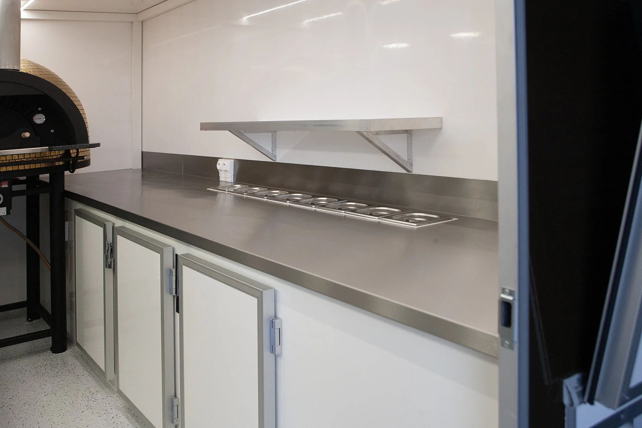 EARL PIZZA 8 EARL PIZZA 8