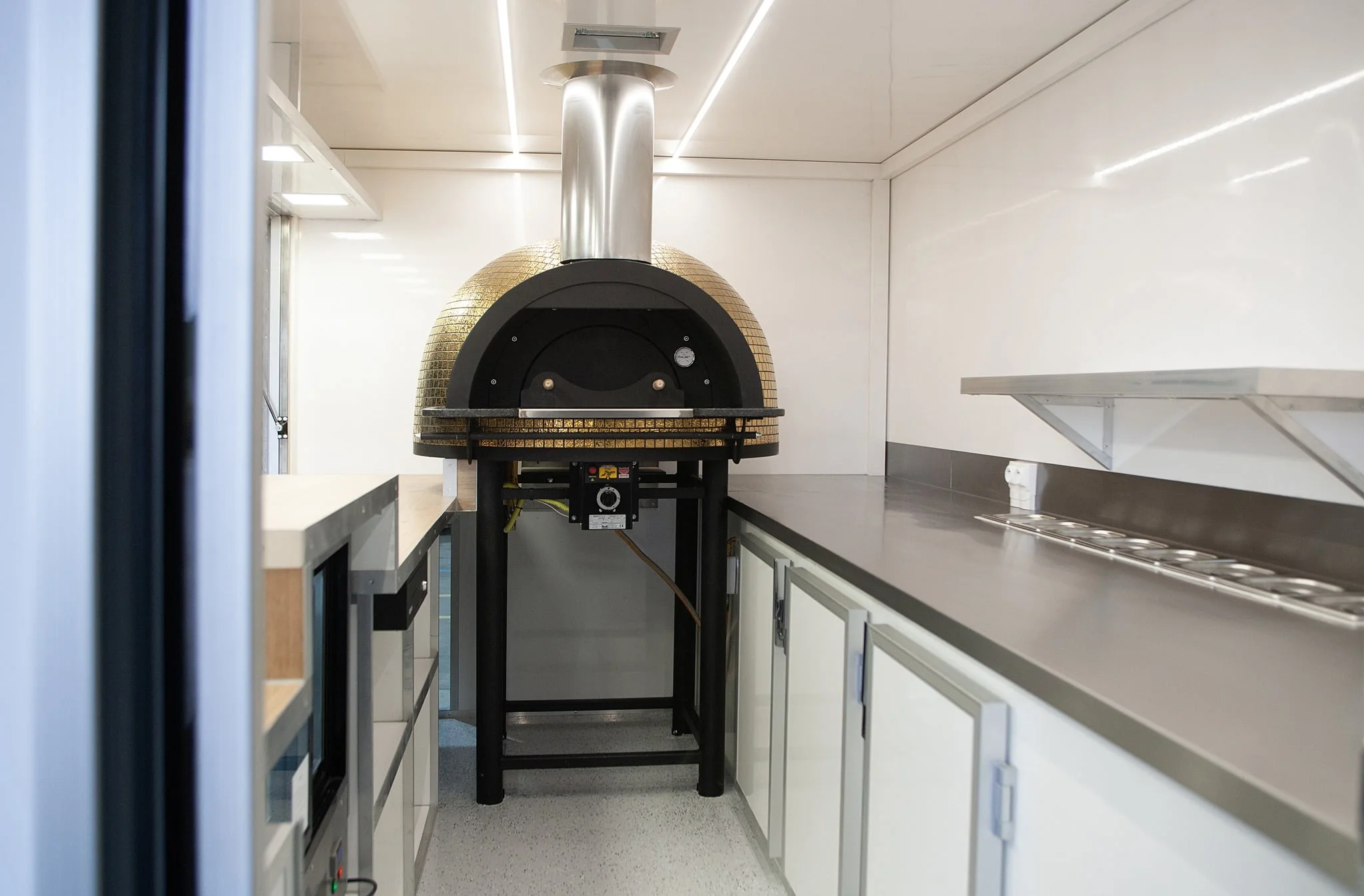 EARL PIZZA 9 EARL PIZZA 9