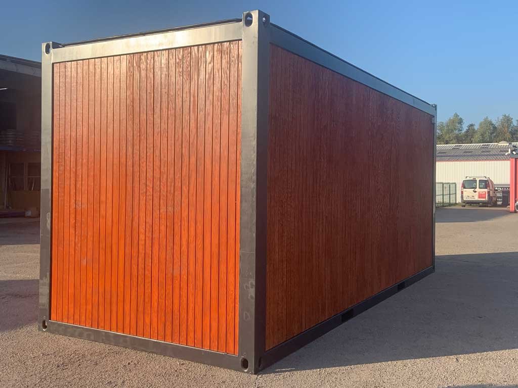 Sudio-de-jardin-avec-baie-coullissante-bardage-bois-SJ003-1 Sudio-de-jardin-avec-baie-coullissante-bardage-bois-SJ003-1